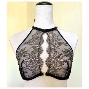 New with tags Victoria's Secret black lace halter size 34B
